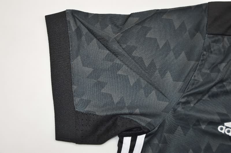 Thailand Quality(AAA) 2017/18 Manchester United Away Retro Soccer Jersey