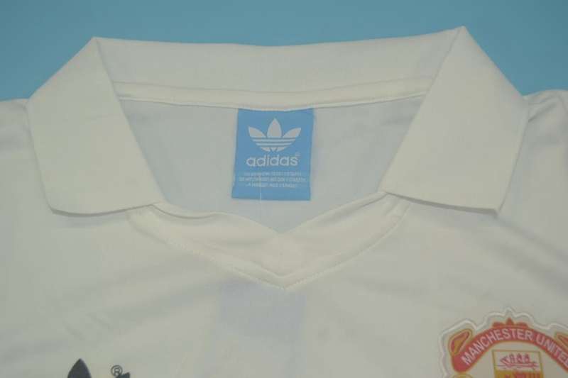 Thailand Quality(AAA) 1980/82 Manchester United Away Retro Soccer Jersey