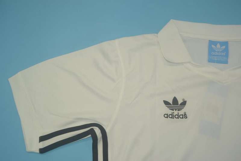 Thailand Quality(AAA) 1980/82 Manchester United Away Retro Soccer Jersey