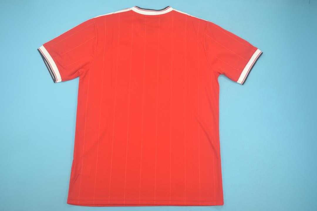 Thailand Quality(AAA) 1983/84 Manchester United Home Retro Soccer Jersey