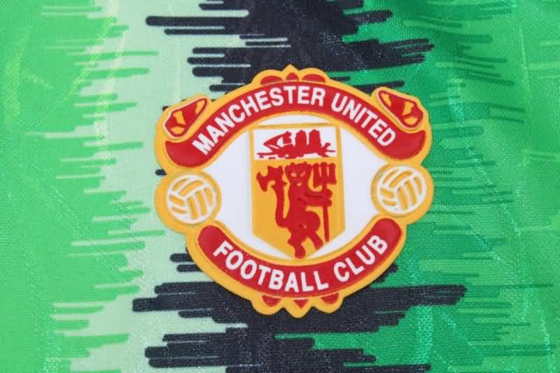 Thailand Quality(AAA) 1990/92 Manchester United GK Green Long Soccer Jersey