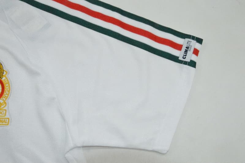 Thailand Quality(AAA) 1986 Mexico Away Retro Soccer Jersey