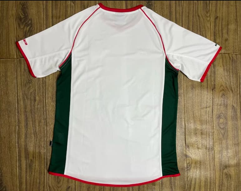 Thailand Quality(AAA) 2002 Mexico Away Retro Soccer Jersey