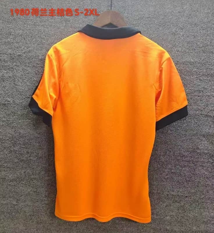 Thailand Quality(AAA) 1980 Netherlands Home Retro Soccer Jersey