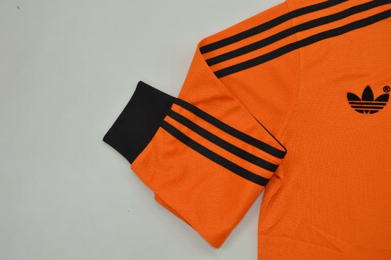 Thailand Quality(AAA) 1980 Netherlands Home Retro Long Sleeve Soccer Jersey