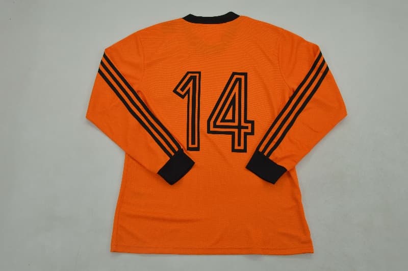 Thailand Quality(AAA) 1980 Netherlands Home Retro Long Sleeve Soccer Jersey