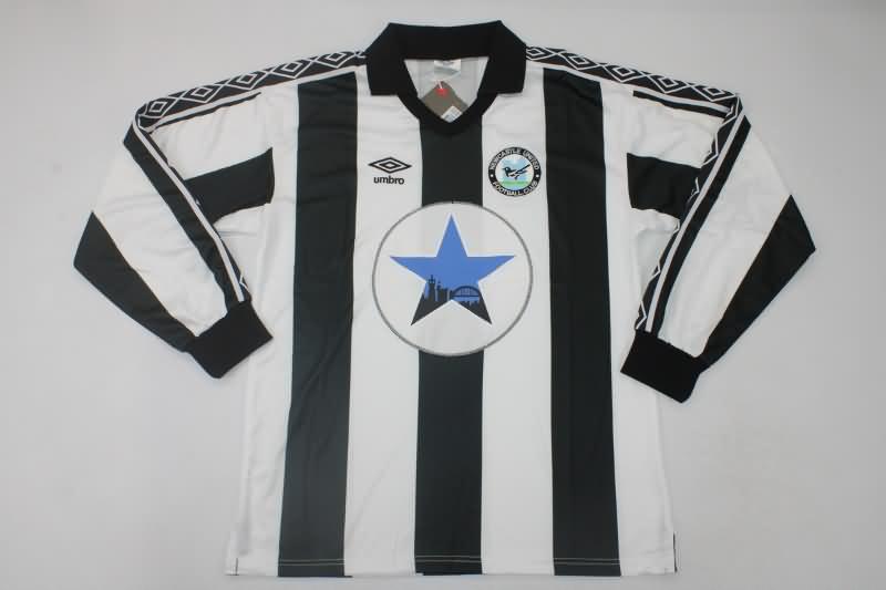 Thailand Quality(AAA) 1980/82 Newcastle United Home Long Sleeve Retro Soccer Jersey