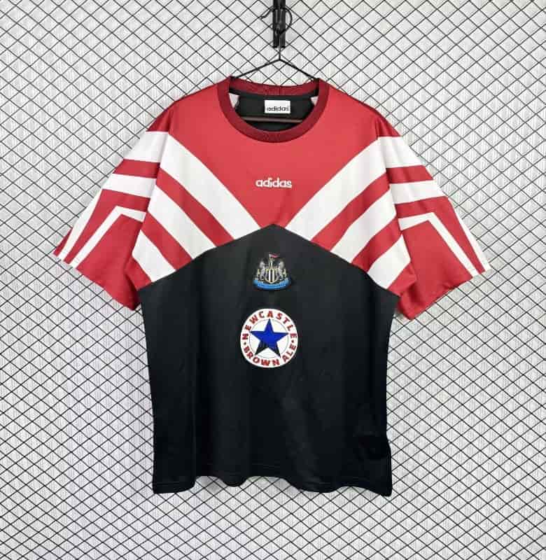 Thailand Quality(AAA) 1995/96 Newcastle United Training Retro Soccer Jersey