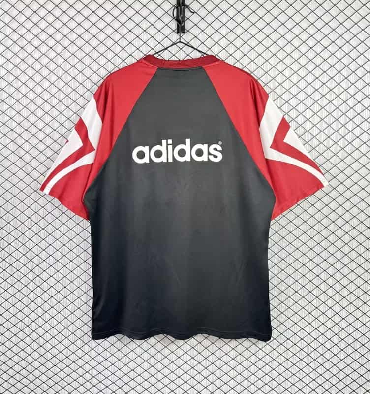 Thailand Quality(AAA) 1995/96 Newcastle United Training Retro Soccer Jersey