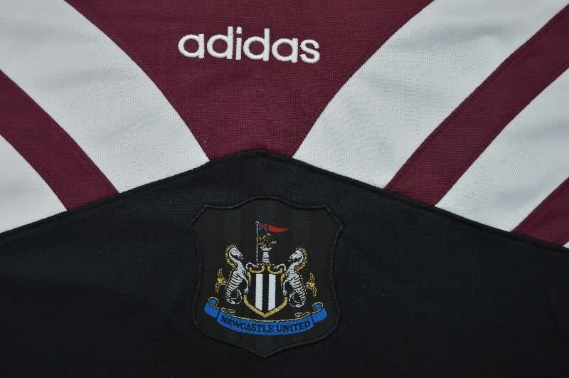 Thailand Quality(AAA) 1996/97 Newcastle United Training Retro Soccer Jersey