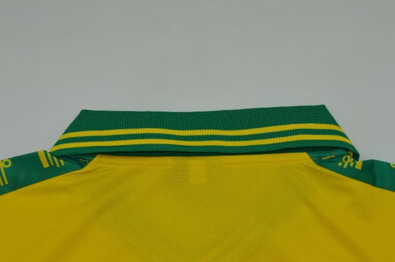 Thailand Quality(AAA) 1976/81 Norwich Home Retro Soccer Jersey