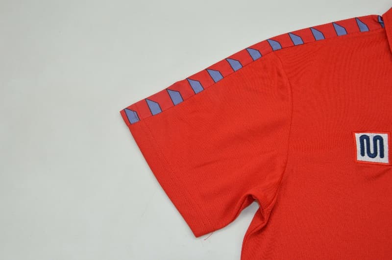 Thailand Quality(AAA) 1983/84 Osasuna Home Retro Soccer Jersey