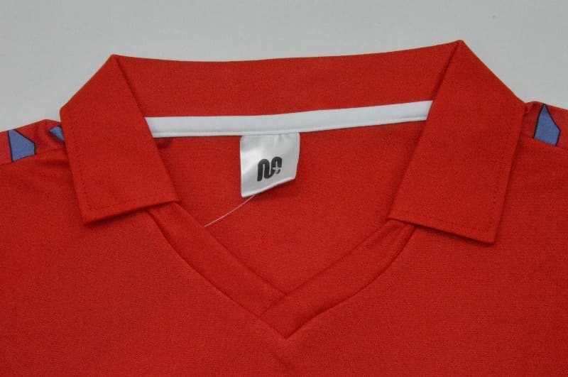 Thailand Quality(AAA) 1983/84 Osasuna Home Retro Long Sleeve Soccer Jersey