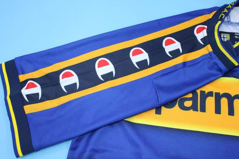 Thailand Quality(AAA) 2002/03 Parma Home Retro Soccer Jersey