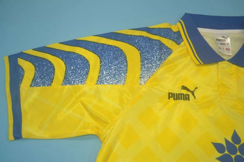 Thailand Quality(AAA) 1995/97 Parma Home Retro Soccer Jersey