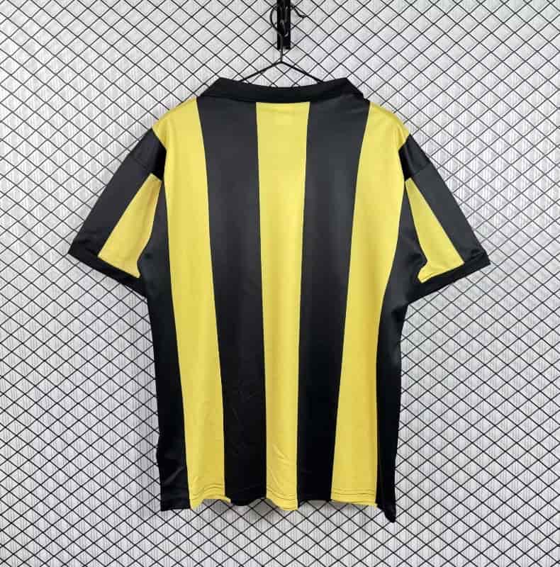 Thailand Quality(AAA) 1982 Penarol Home Retro Soccer Jersey