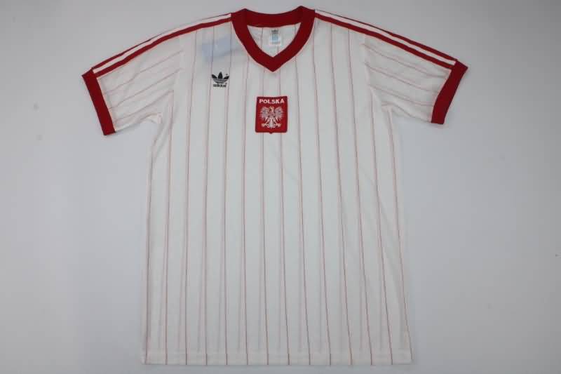 Thailand Quality(AAA) 1982 Poland Home Retro Soccer Jersey