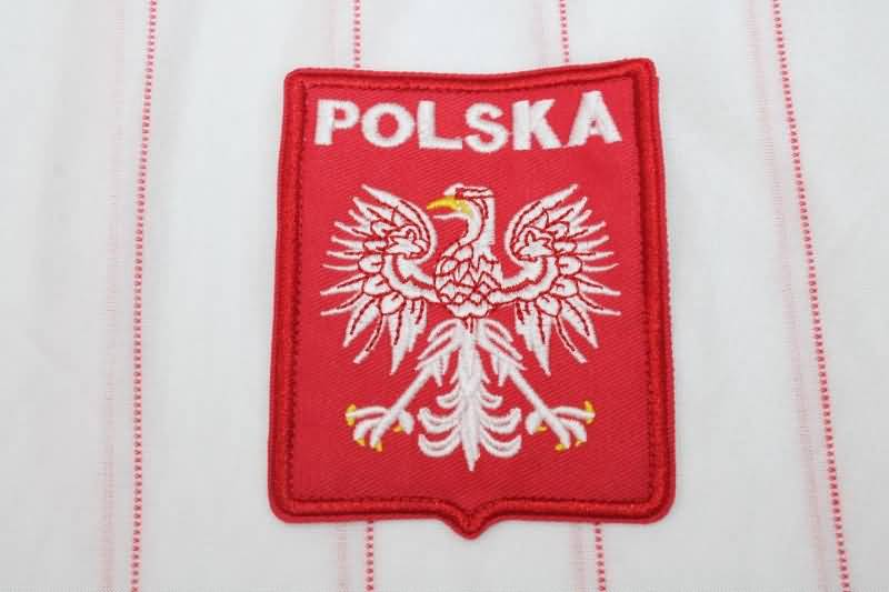 Thailand Quality(AAA) 1982 Poland Home Retro Soccer Jersey