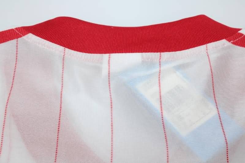 Thailand Quality(AAA) 1982 Poland Home Retro Soccer Jersey