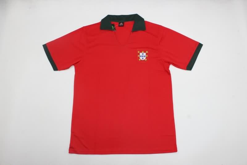 Thailand Quality(AAA) 1972 Portugal Home Retro Soccer Jersey