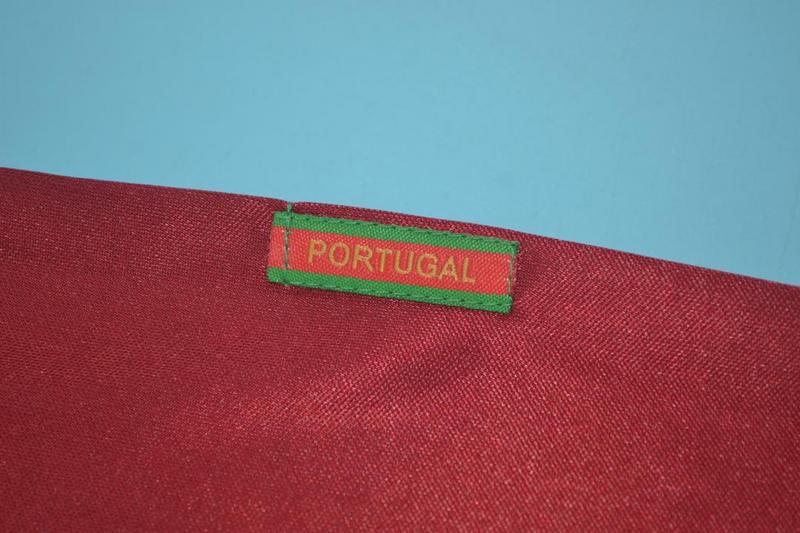 Thailand Quality(AAA) 1999 Portugal Home Retro Soccer Jersey