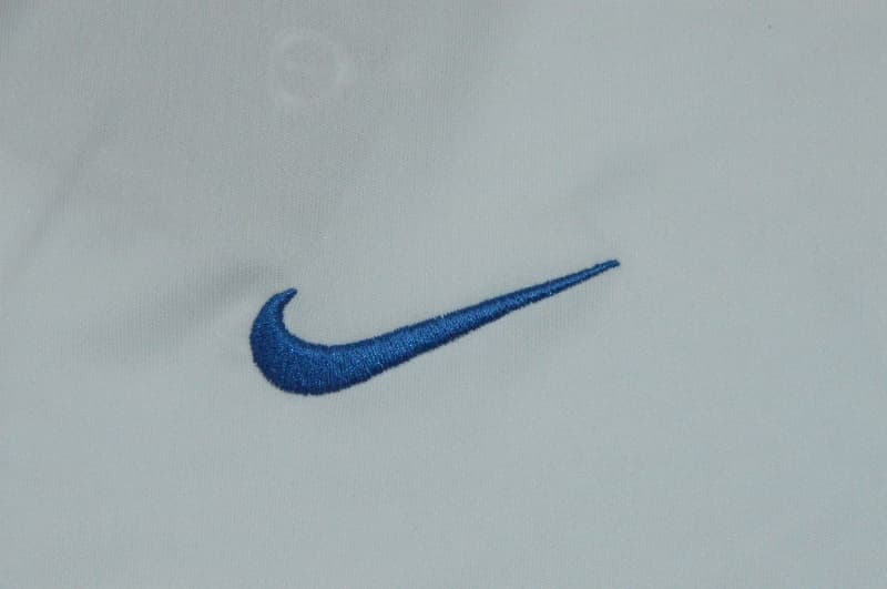 Thailand Quality(AAA) 2002 Portugal Away Retro Soccer Jersey