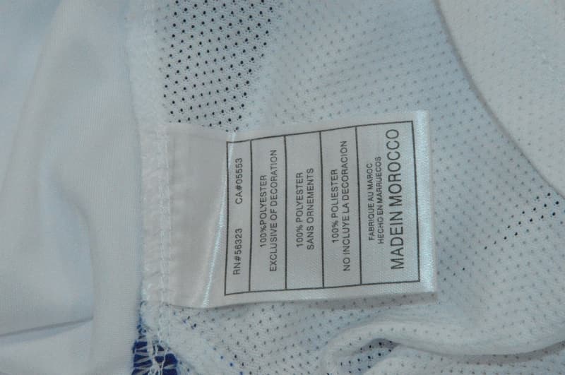 Thailand Quality(AAA) 2002 Portugal Away Retro Soccer Jersey