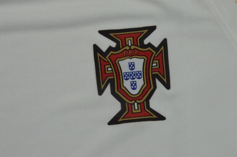 Thailand Quality(AAA) 2006 Portugal Training Retro Soccer Jersey
