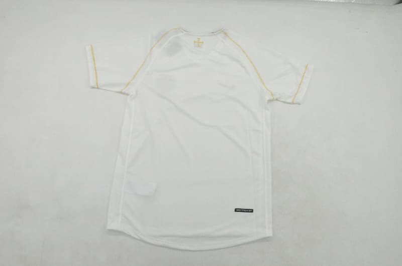 Thailand Quality(AAA) 2006 Portugal Training Retro Soccer Jersey