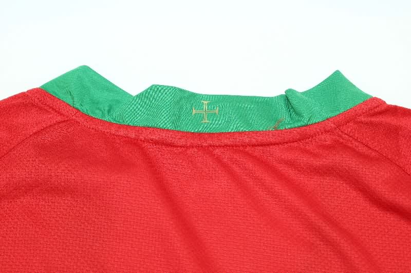 Thailand Quality(AAA) 2008 Portugal Home Retro Soccer Jersey