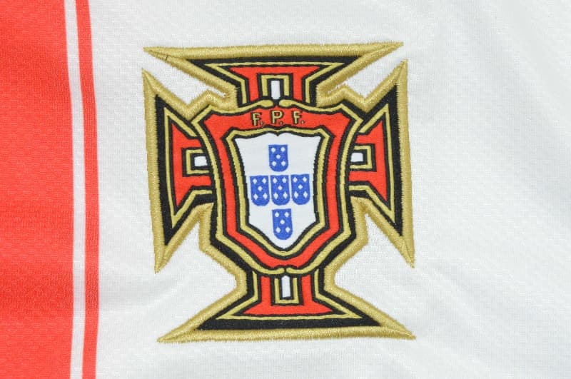 Thailand Quality(AAA) 2010 Portugal Away Retro Soccer Jersey (Player)