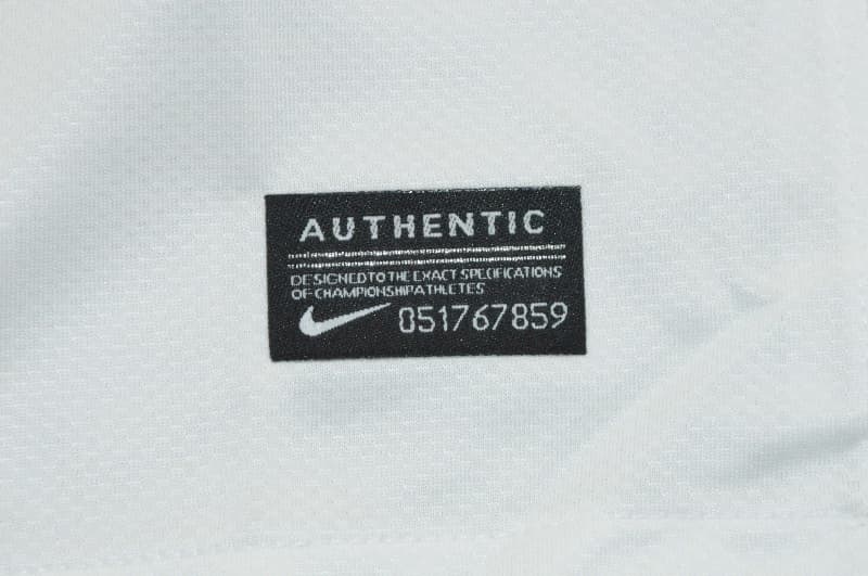 Thailand Quality(AAA) 2010 Portugal Away Retro Soccer Jersey (Player)