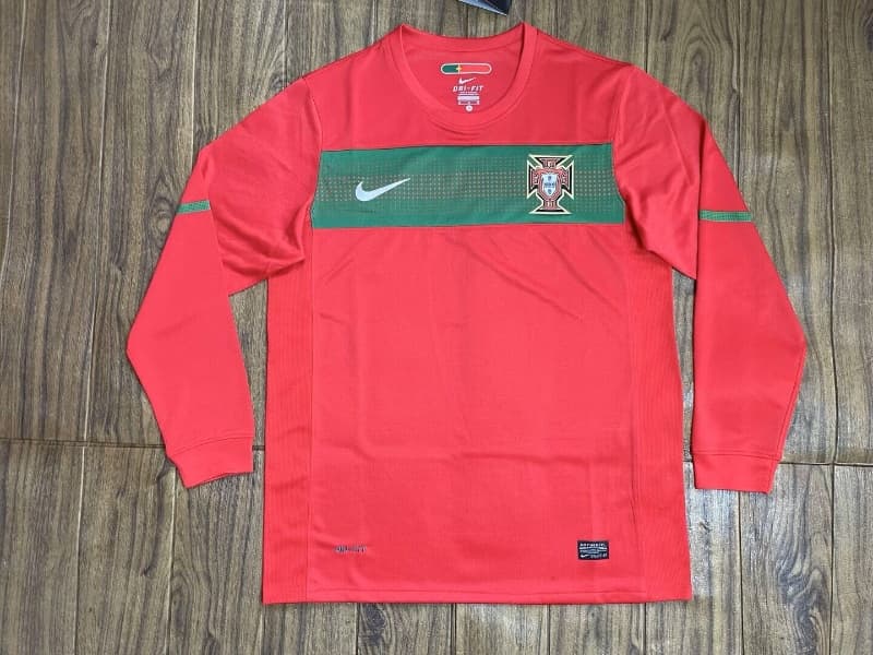 Thailand Quality(AAA) 2010 Portugal Home Long Sleeve Retro Soccer Jersey Thailand Quality(AAA) 2010 Portugal Home Long Sleeve Retro Soccer Jersey