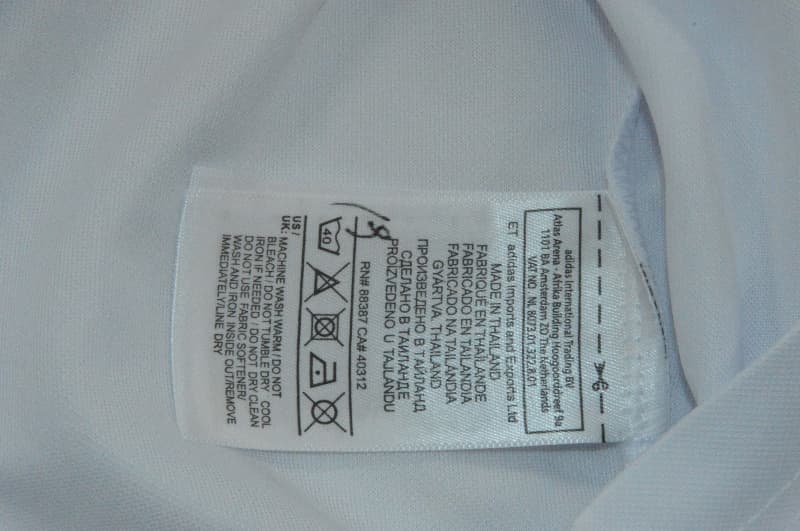 Thailand Quality(AAA) 1995/96 Portugal Away Retro Soccer Jersey
