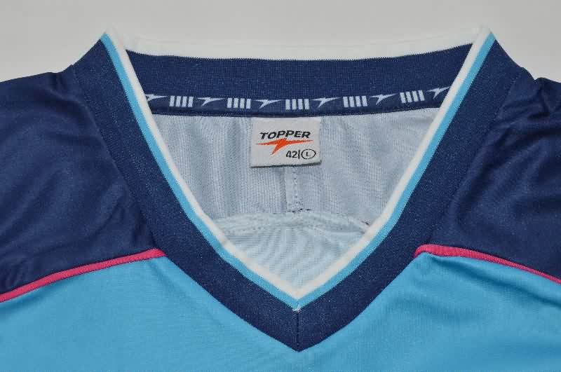 Thailand Quality(AAA) 2001/02 Racing Home Retro Soccer Jersey