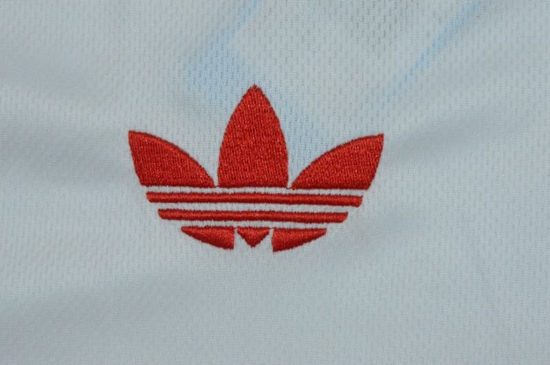 Thailand Quality(AAA) 1977/79 Rayo Vallecano Home Retro Soccer Jersey
