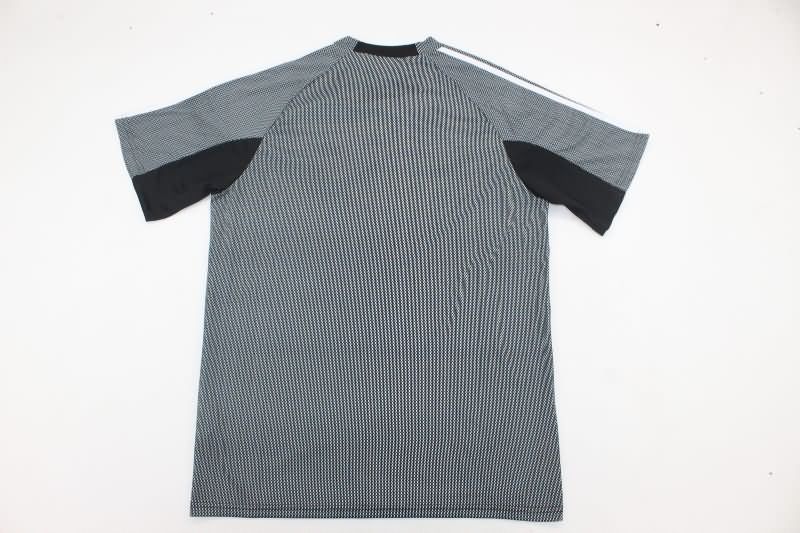 Thailand Quality(AAA) 2002/03 Real Madrid Goalkeeper Black Retro Soccer Jersey