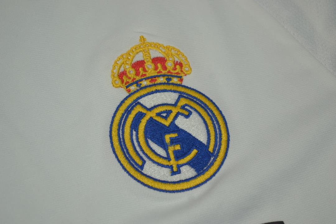 Thailand Quality(AAA) 2005/06 Real Madrid Home Retro Soccer Jersey