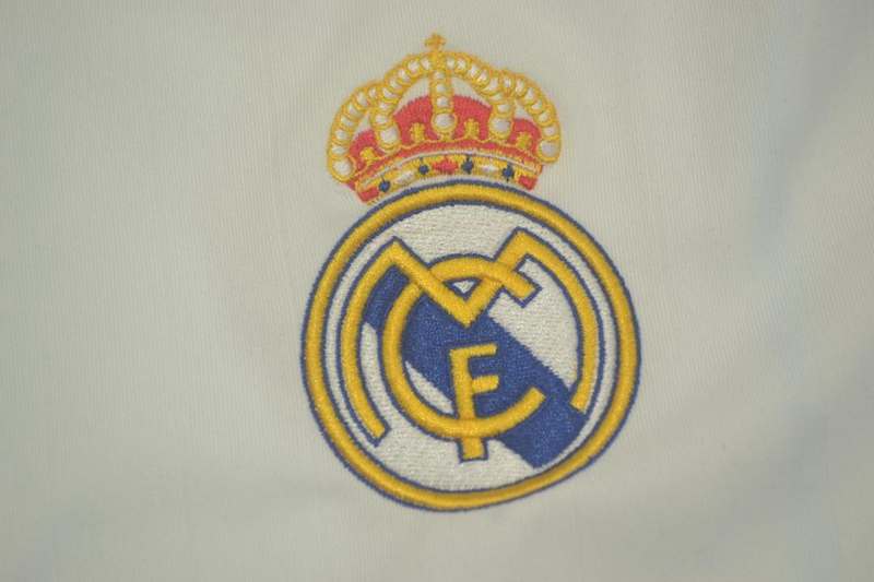 Thailand Quality(AAA) 2006/07 Real Madrid Home Retro Soccer Jersey(L/S)