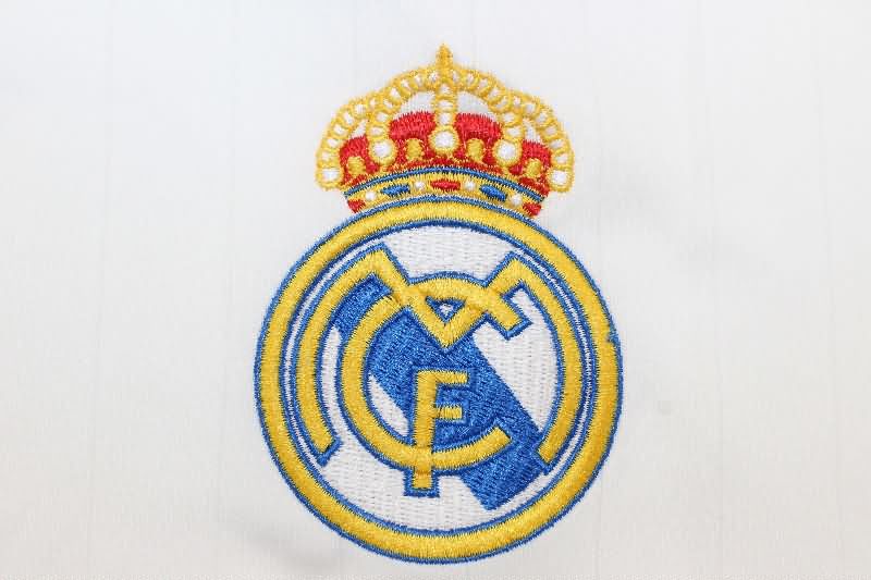 Thailand Quality(AAA) 2006/07 Real Madrid Home Retro Soccer Jersey (Player)