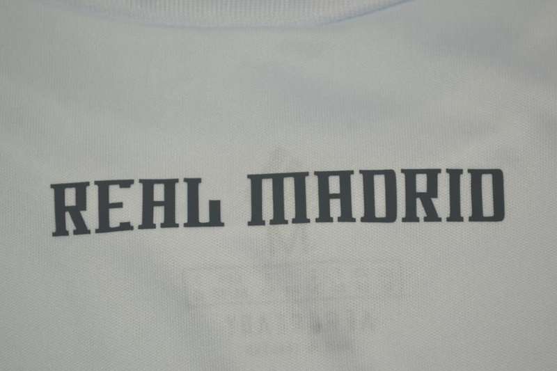 Thailand Quality(AAA) 2009/10 Real Madrid Home Retro Soccer Jersey