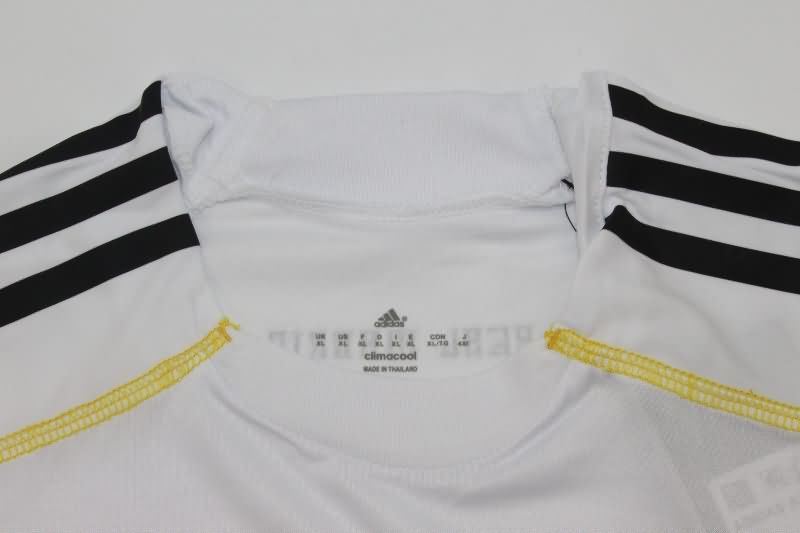 Thailand Quality(AAA) 2009/10 Real Madrid Home Retro Soccer Jersey (Player)