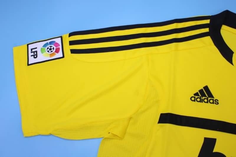 Thailand Quality(AAA) 2011/12 Real Madrid Goalkeeper Yellow Retro Soccer Jersey