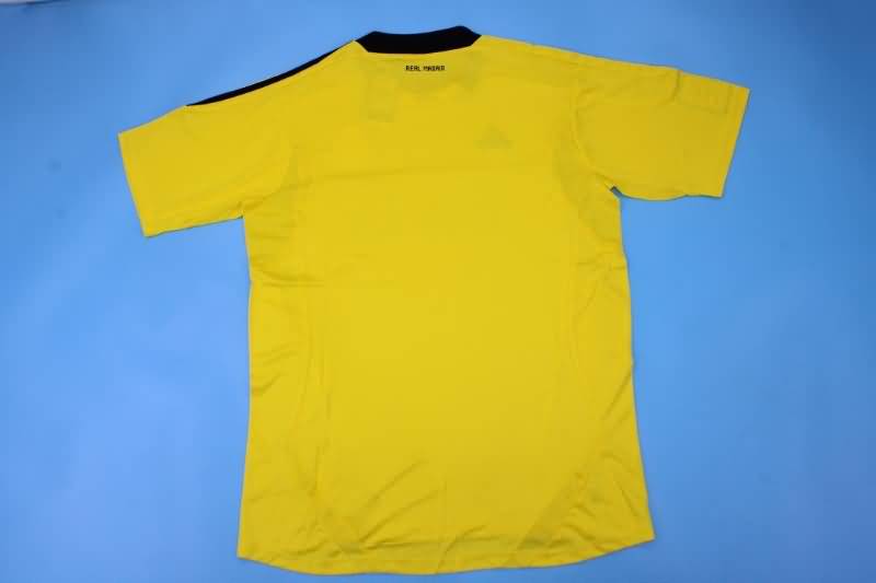 Thailand Quality(AAA) 2011/12 Real Madrid Goalkeeper Yellow Retro Soccer Jersey