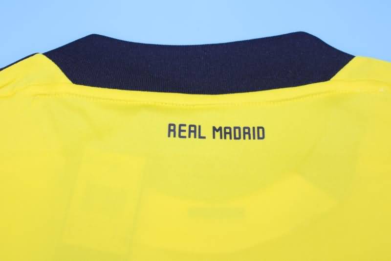 Thailand Quality(AAA) 2011/12 Real Madrid Goalkeeper Yellow Retro Soccer Jersey