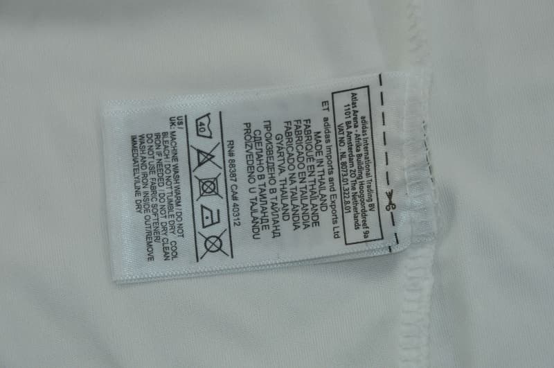 Thailand Quality(AAA) 2011/12 Real Madrid Home Retro Long Sleeve Soccer Jersey (Player)