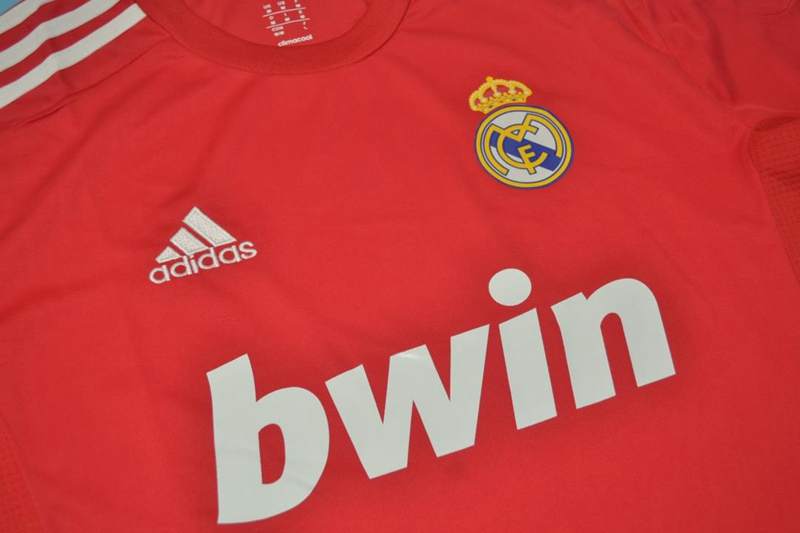 Thailand Quality(AAA) 2011/12 Real Madrid Third Retro Soccer Jersey