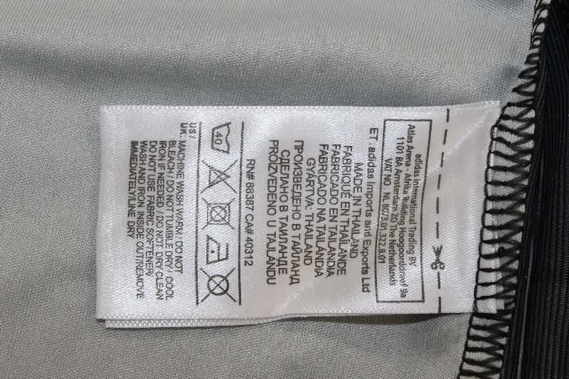 Thailand Quality(AAA) 2014/15 Real Madrid Third Retro Soccer Jersey (Player)