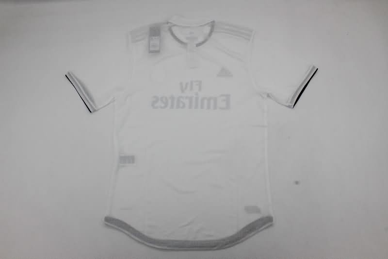 Thailand Quality(AAA) 2018/19 Real Madrid Home Retro Soccer Jersey (Player)