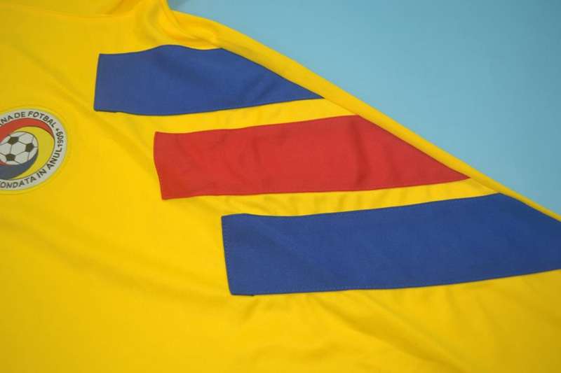 Thailand Quality(AAA) 1994 Romania Home Retro Soccer Jersey